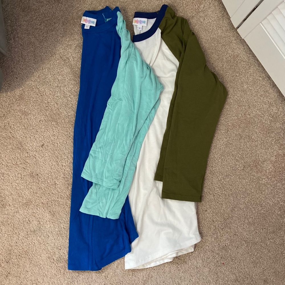 🌻 Lularoe Randy tee bundle, size Small